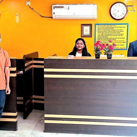 Janata Hotel Calcutta Extérieur photo