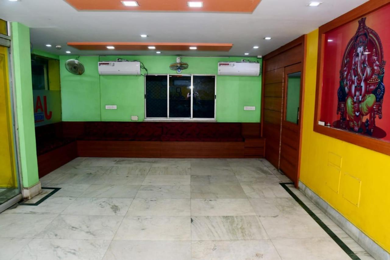 Janata Hotel Calcutta Extérieur photo