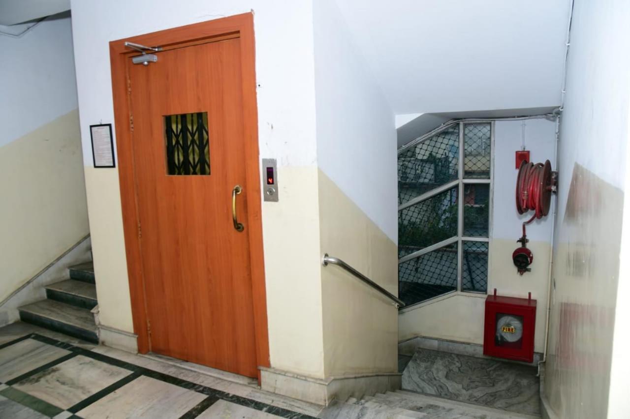 Janata Hotel Calcutta Extérieur photo